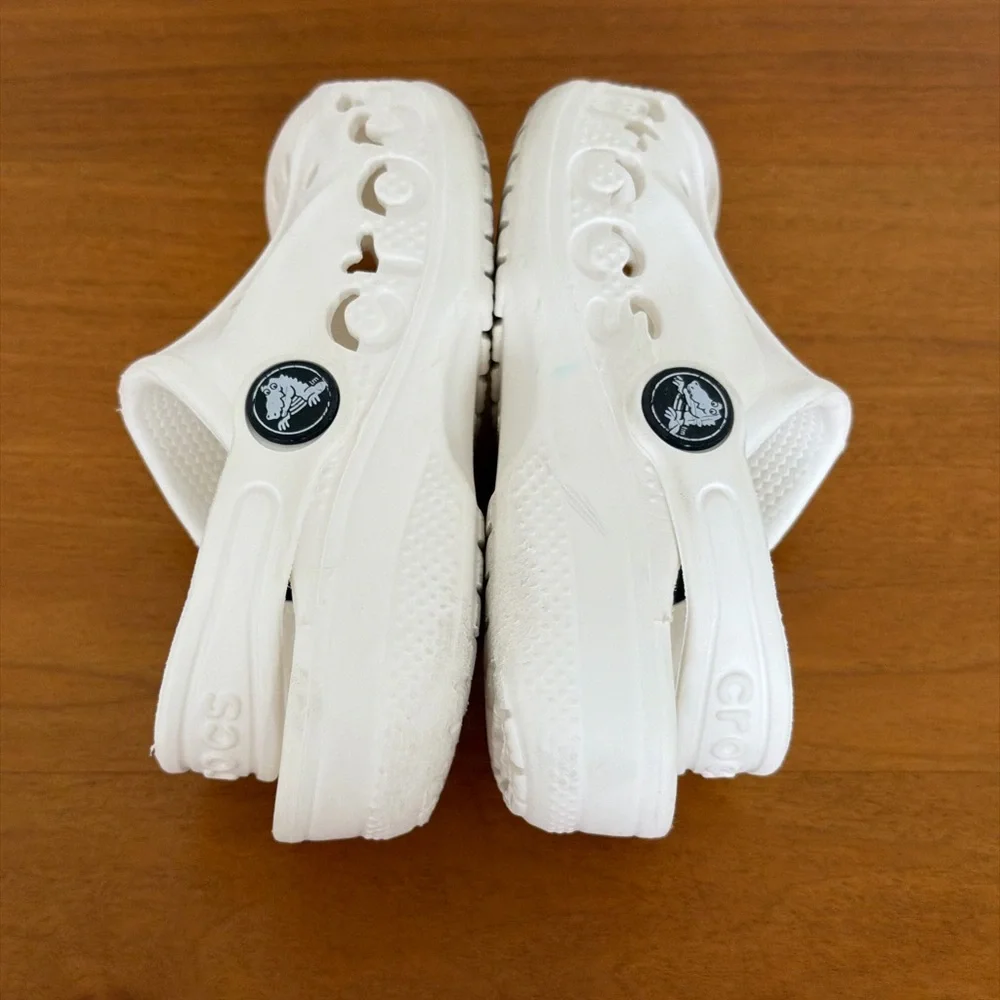 White Iconic CROCS Toddler Clogs - Cute Crocodile Detail , Comfy & Casual - 7C